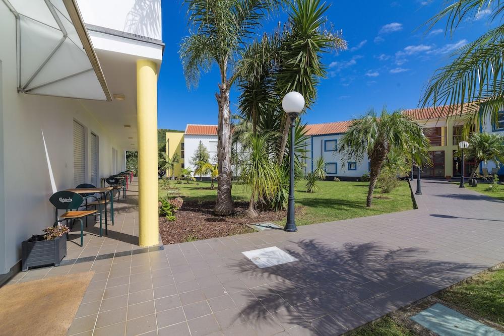 Hotel Teresinha Praia da Vitoria Luaran gambar