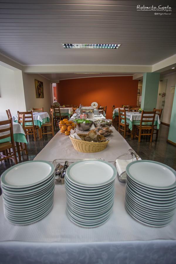 Hotel Teresinha Praia da Vitoria Luaran gambar
