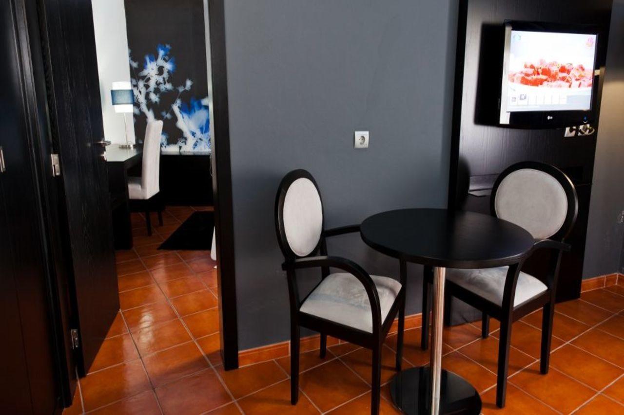 Hotel Teresinha Praia da Vitoria Luaran gambar